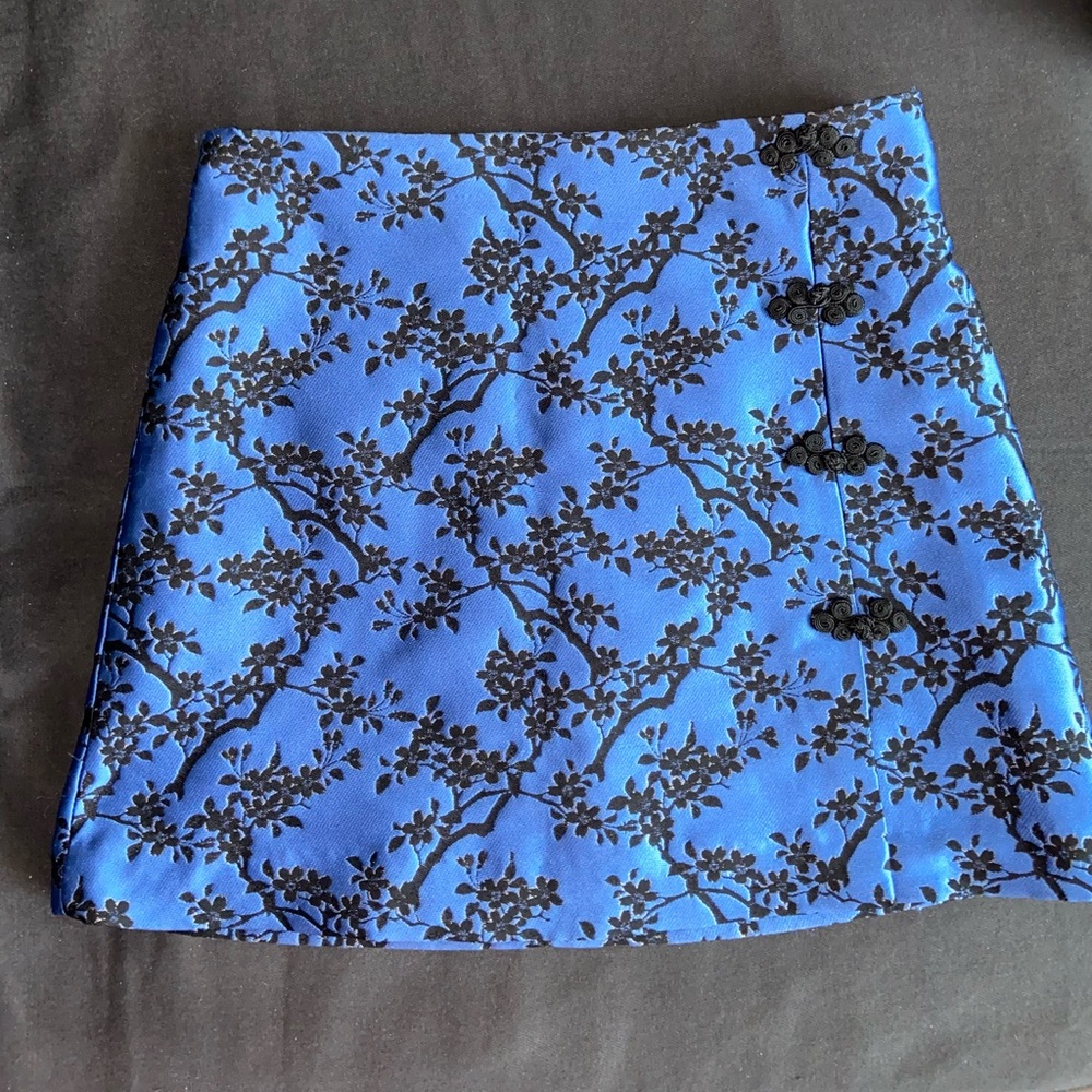 💗Zara -  Jacquard floral mini skirt with embroidery.
